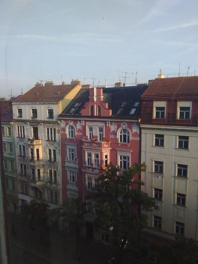 Hotel Praha Club Bed & Breakfast Екстериор снимка