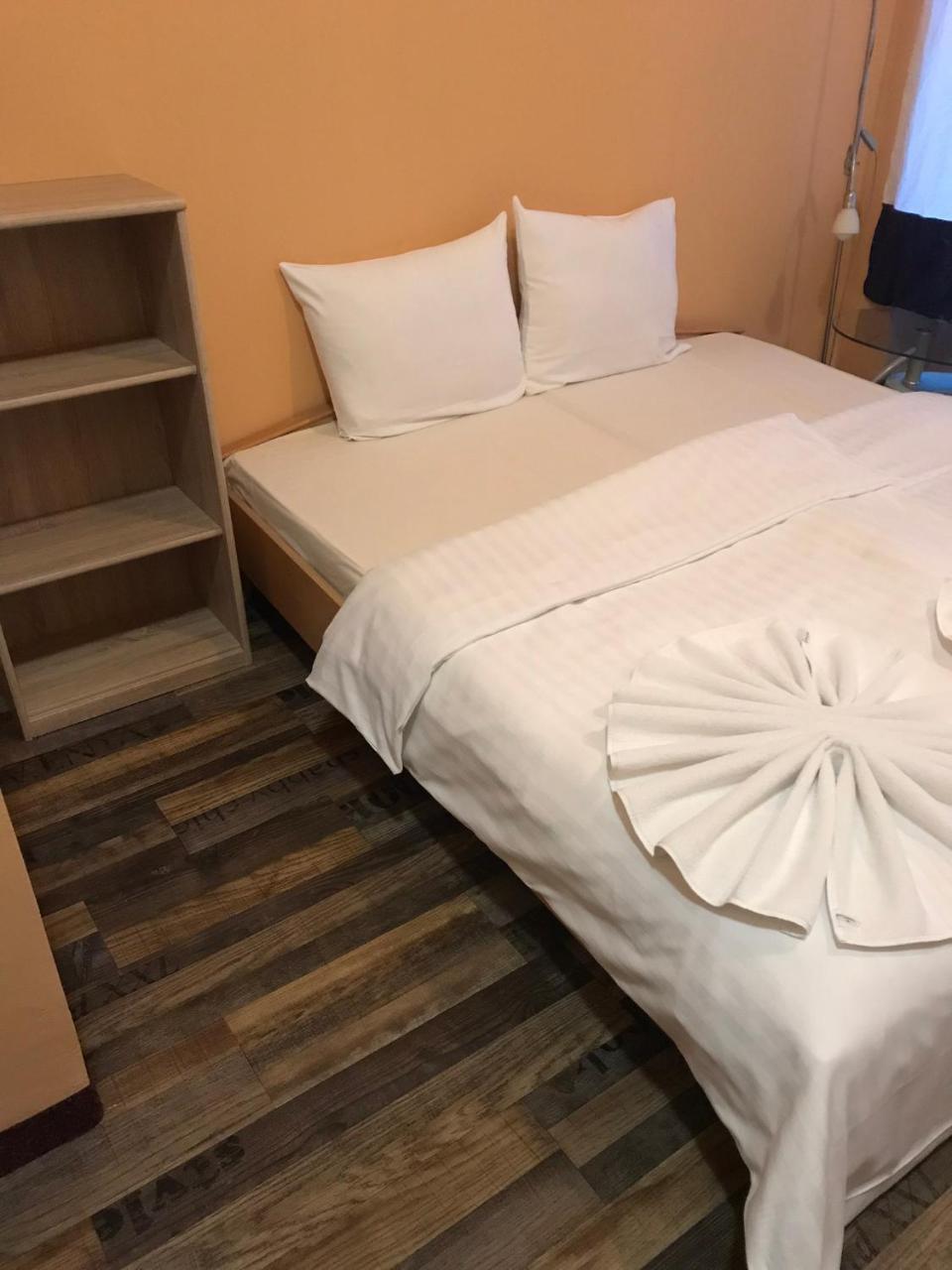 Hotel Praha Club Bed & Breakfast Екстериор снимка