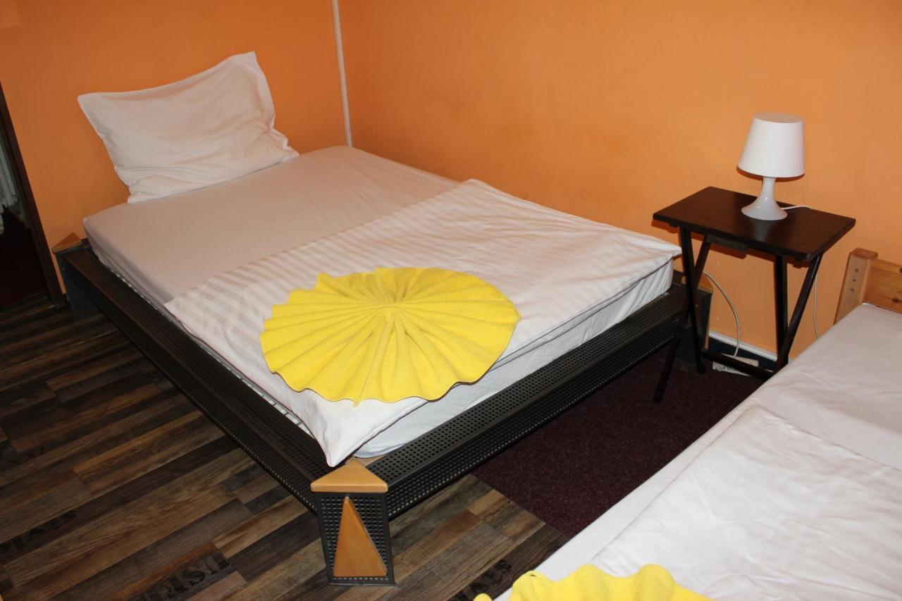 Hotel Praha Club Bed & Breakfast Екстериор снимка