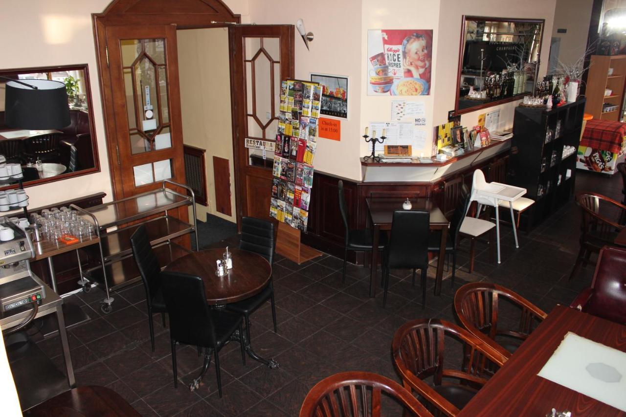Hotel Praha Club Bed & Breakfast Екстериор снимка